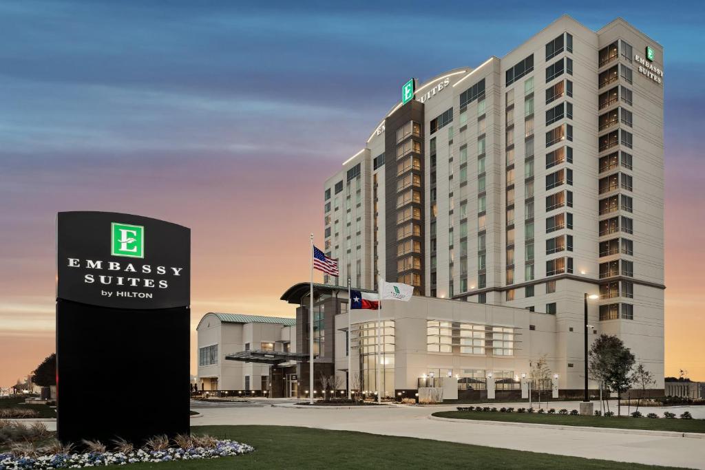 Embassy Suites by Hilton Houston West - Katy Main image 2